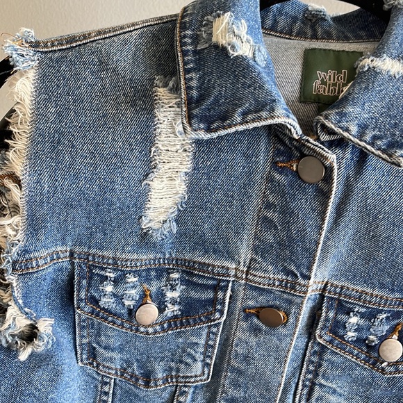 Wild Fable Distressed Jean Vest - Picture 3 of 5